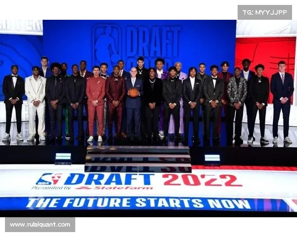 雷霆8.22亿打造新三巨头 创NBA历史第二年轻冠军阵容